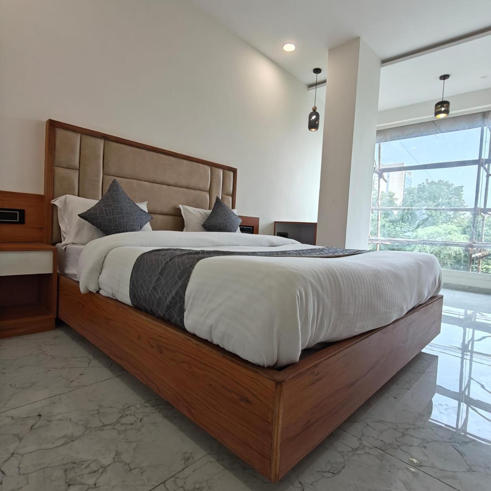 Hotelmaple Tree 아흐메다바드 외부 사진